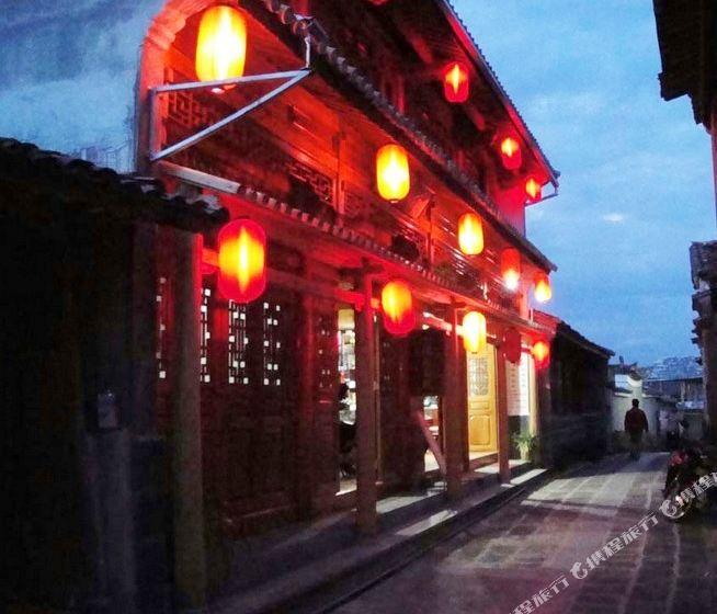 解救金刚鹦鹉